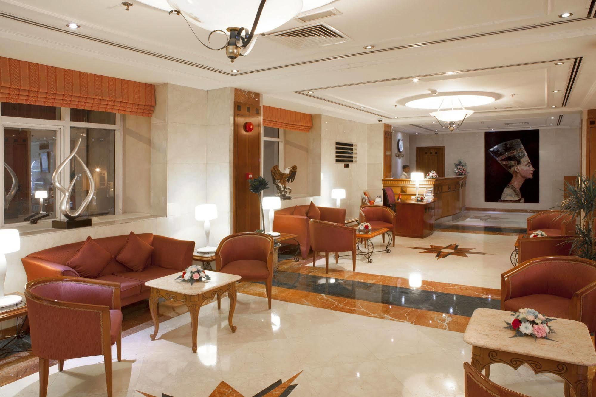 Landmark Plaza Hotel Dubái Exterior foto